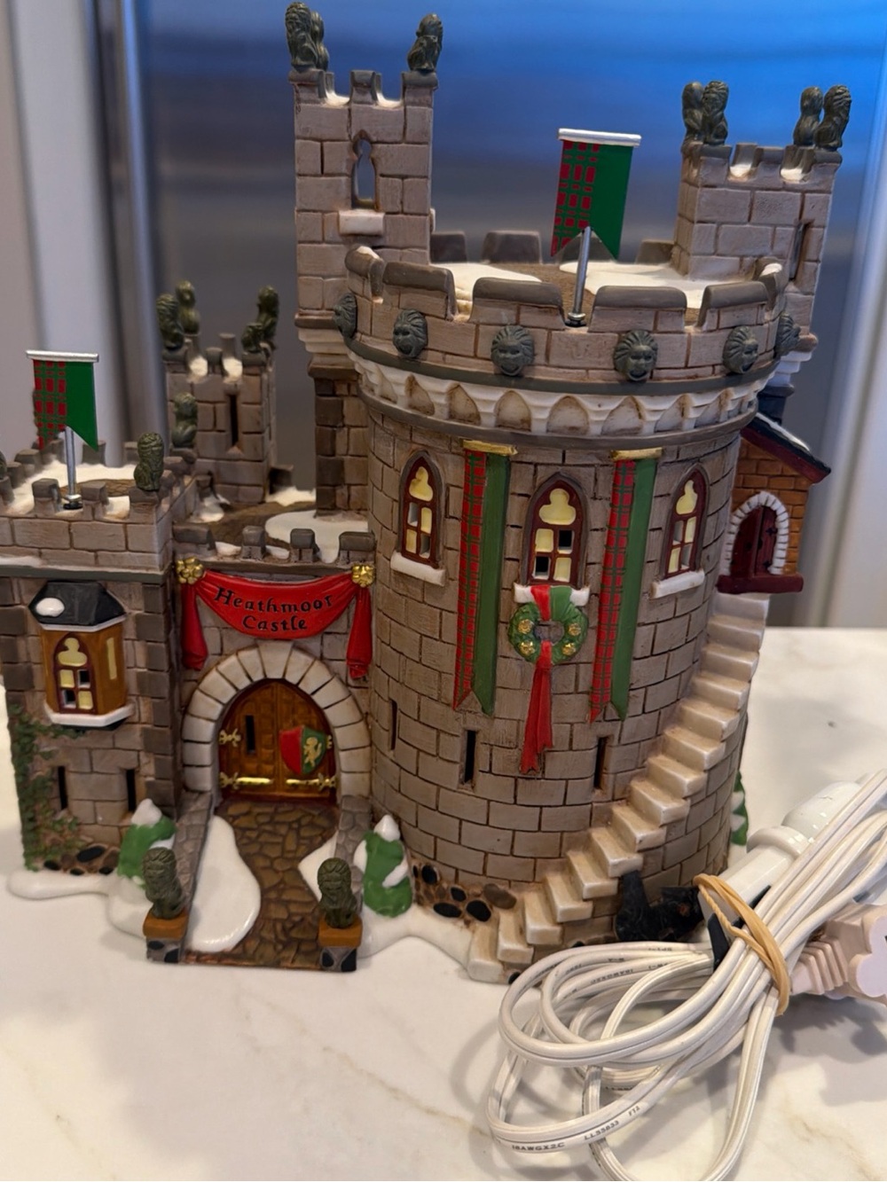 Dept 56 Dickens Village Heathmore Castle Limited Edition 58313 Lighted
